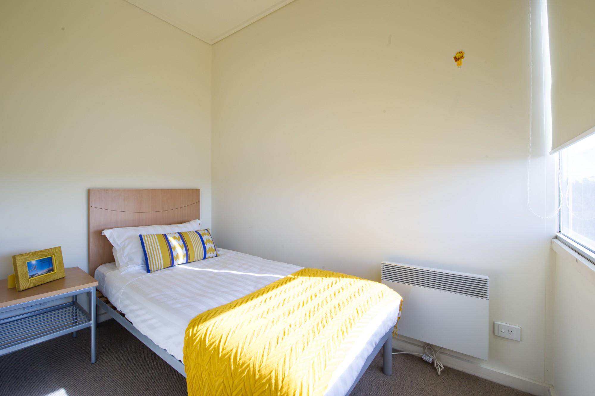 Student Living - 590 Lygon-Melbourne-ROOM-1