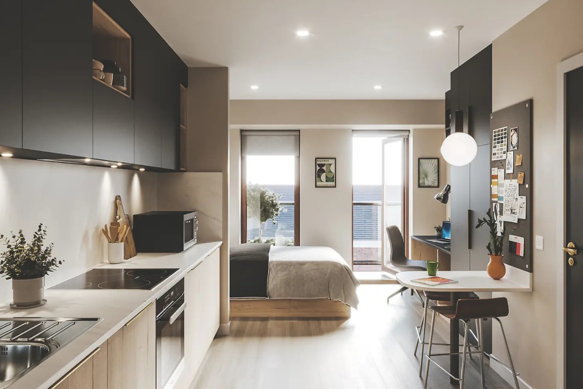 Classic Studio Upper Level with Terrace room image 1