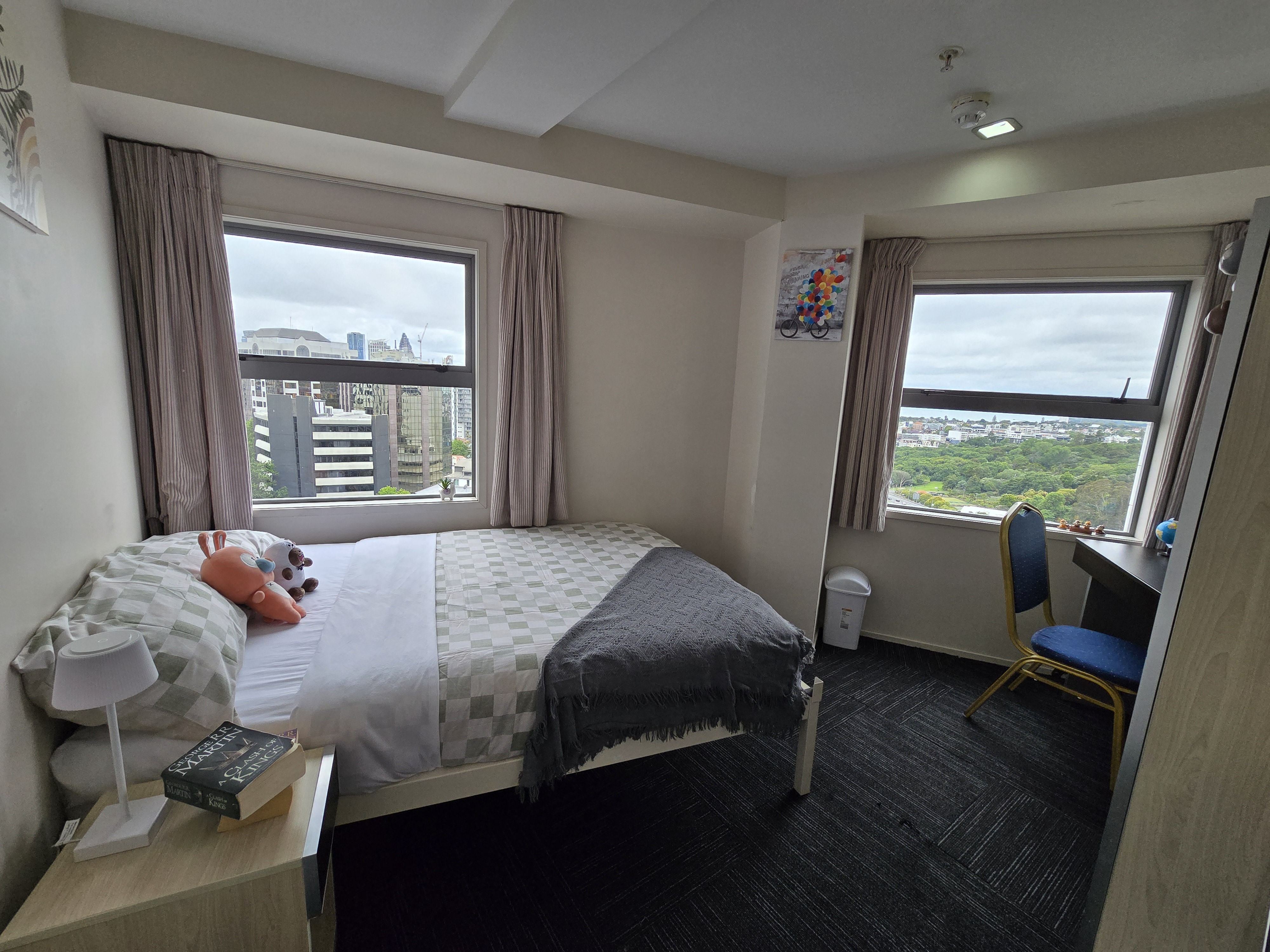 3-bed apartment with 2 bathrooms (Standard private) room image 1