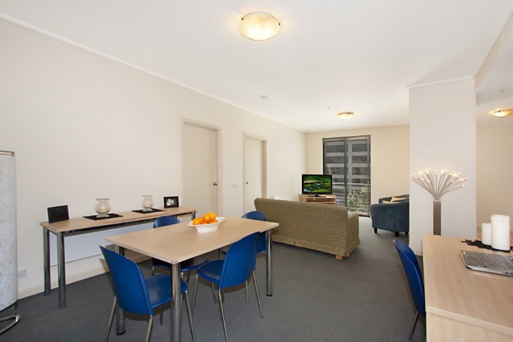 2 Bedroom Apartment ROOM 4