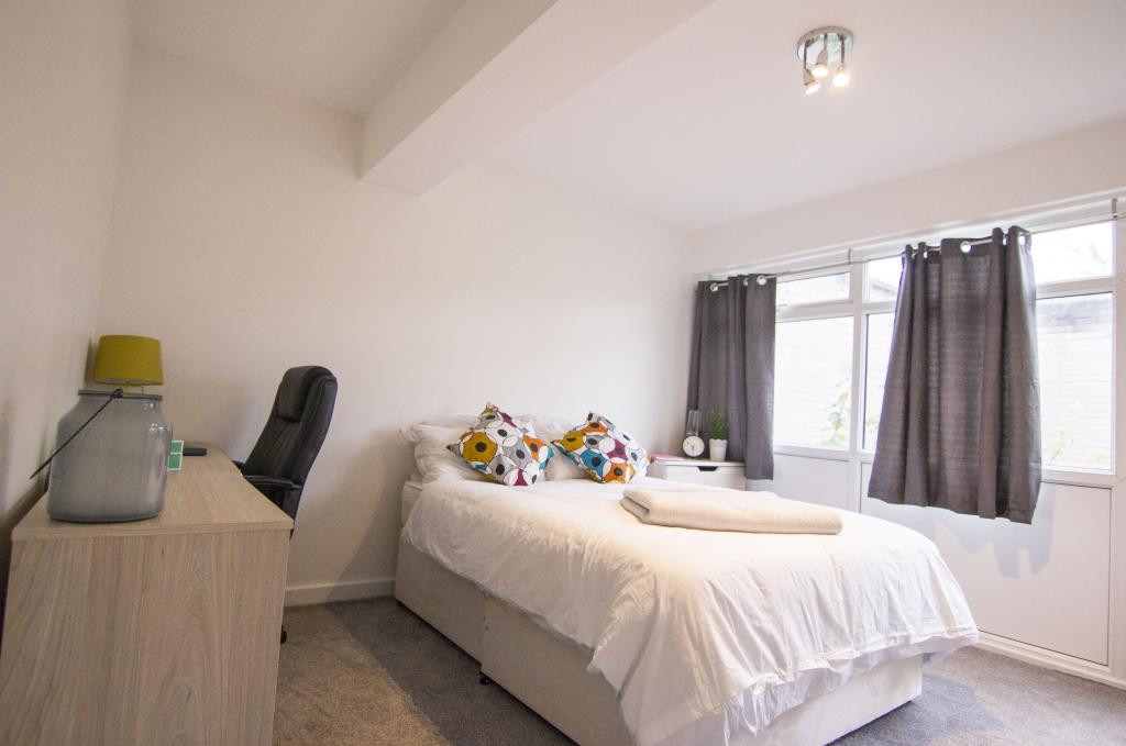 ROOM ROOM 2