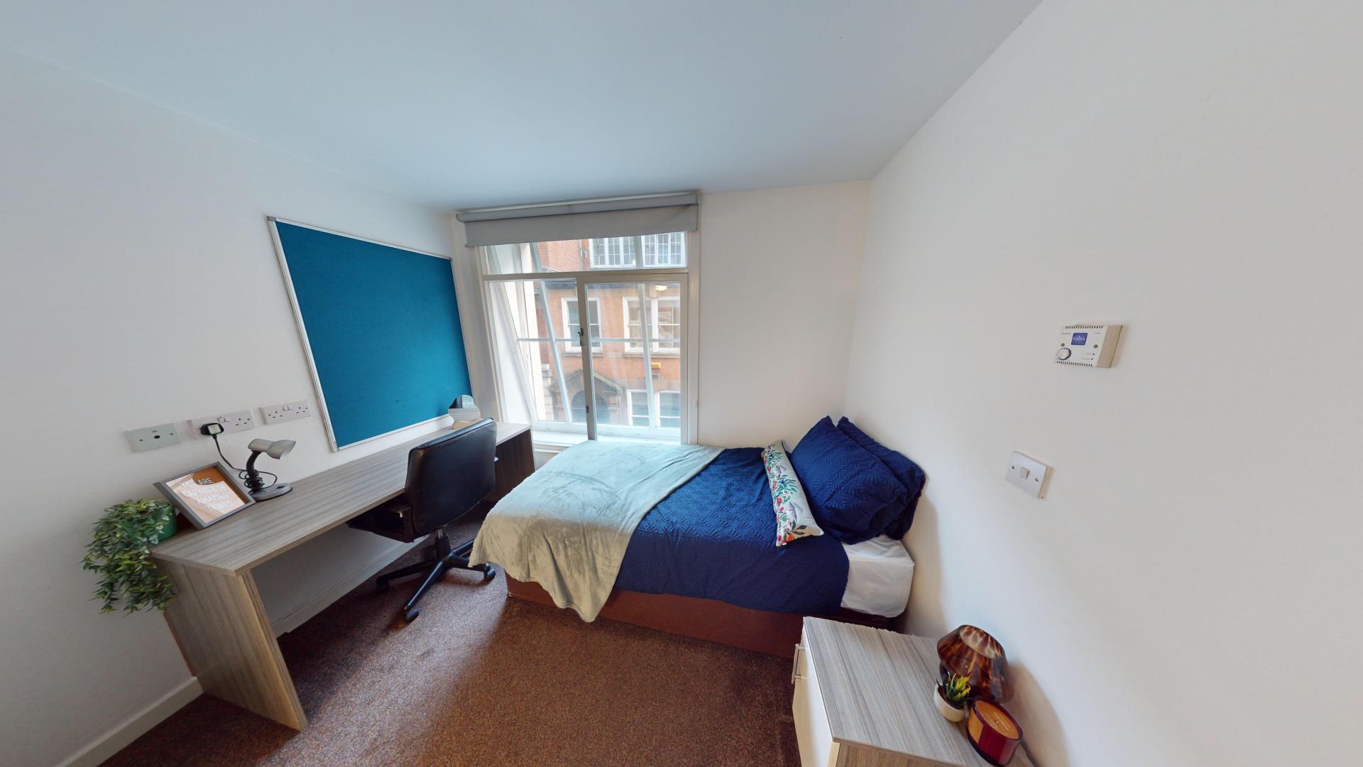 Platinum Studio ROOM