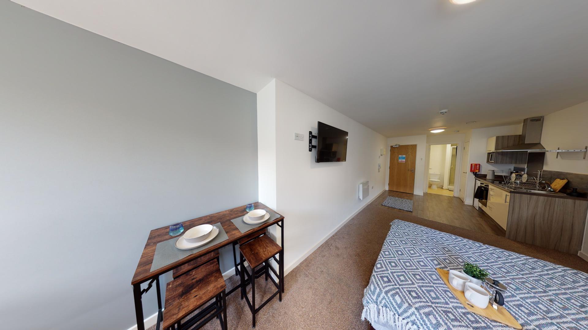 Deluxe Studio room image 2