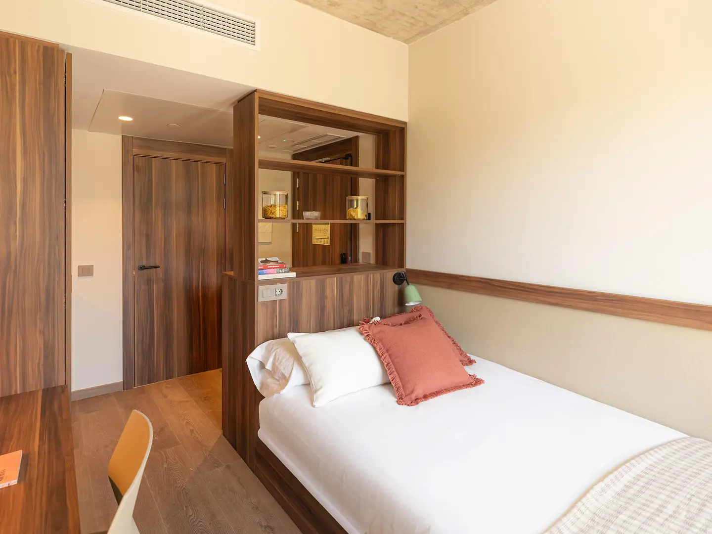 Individual Plus room image 1
