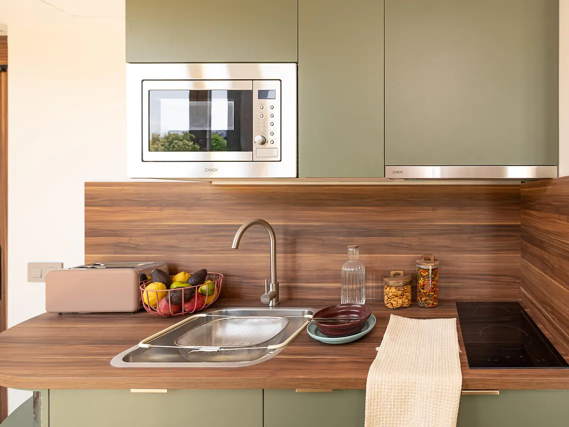 Premium Studio KITCHEN 4