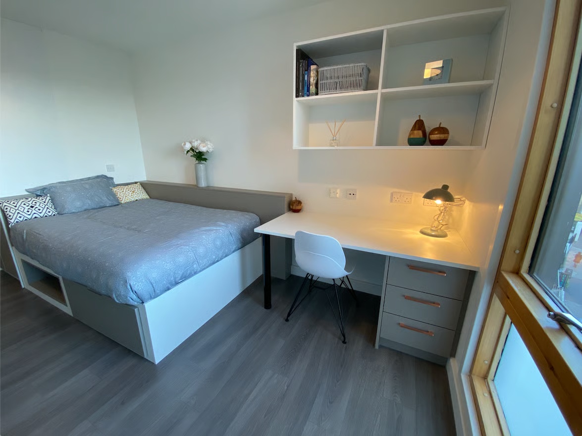 Premier Ensuite ROOM