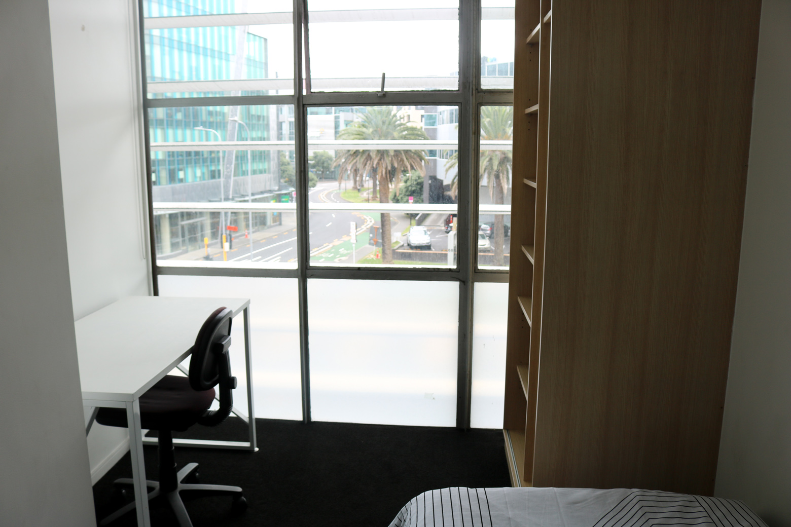 Apartment 202 (5 bedrooms & 2 bathrooms) ROOM 1