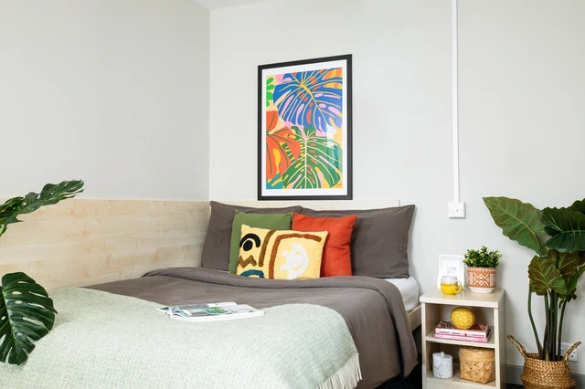 Studio Large High Double room image 1