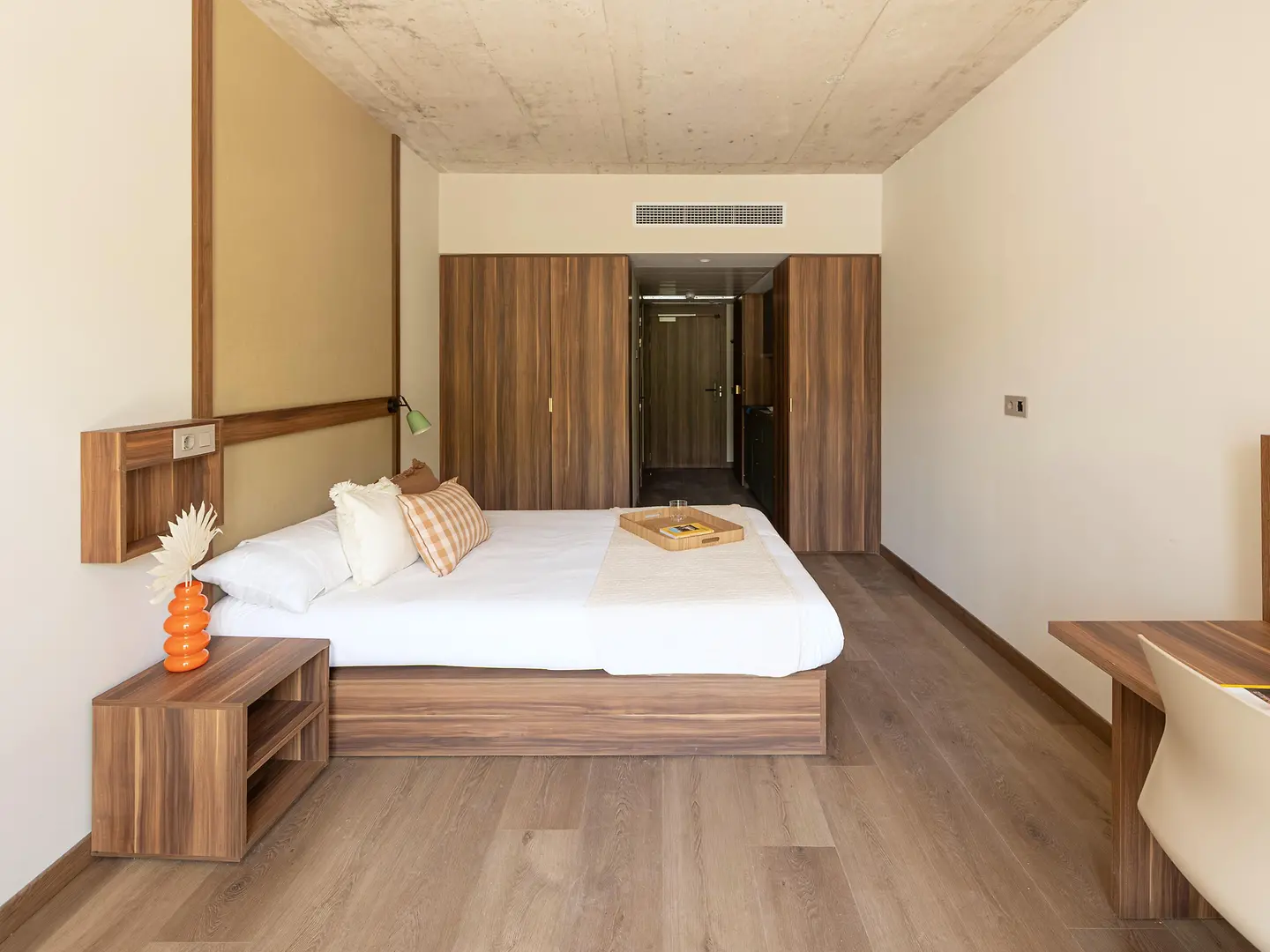 Studio Plus Balcony room image 1