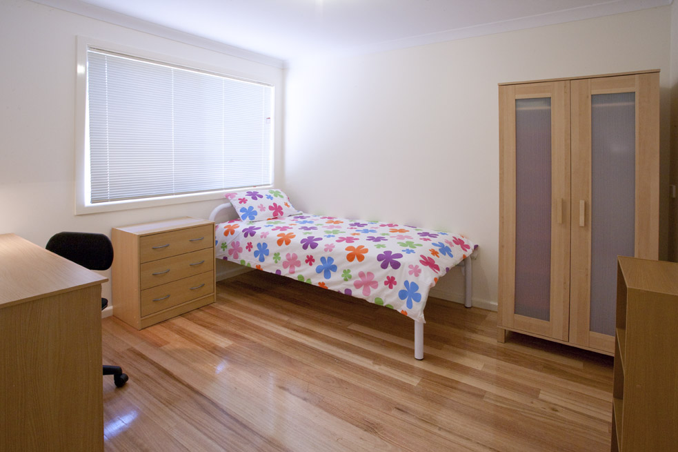 Medium Room room image 1