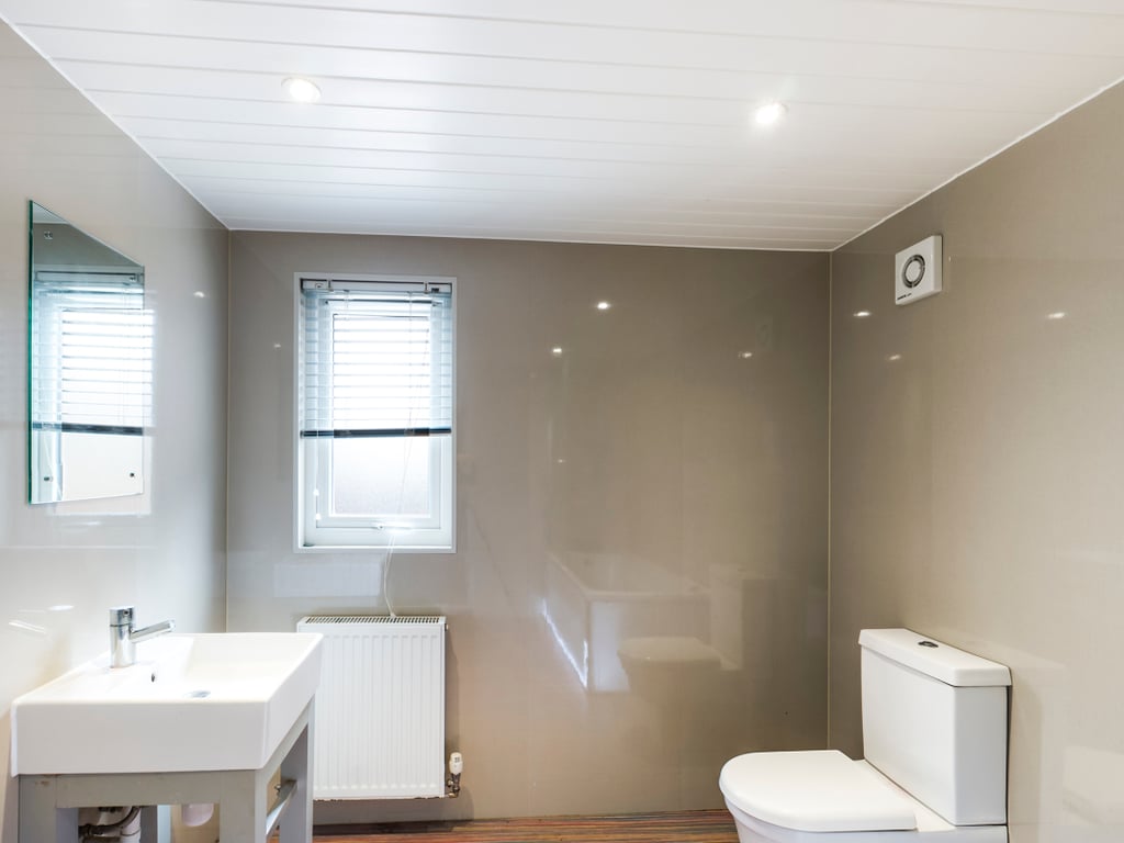5 Bedroom Apartment BATHROOM 4