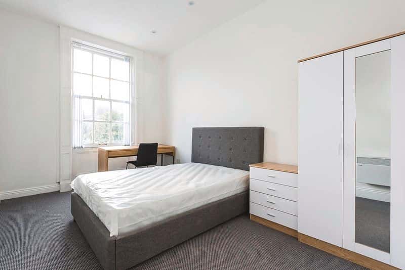 One room in 2 bedroom apartment ROOM