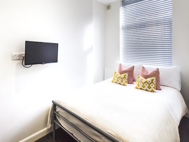 4 Bed Apartment ROOM 1
