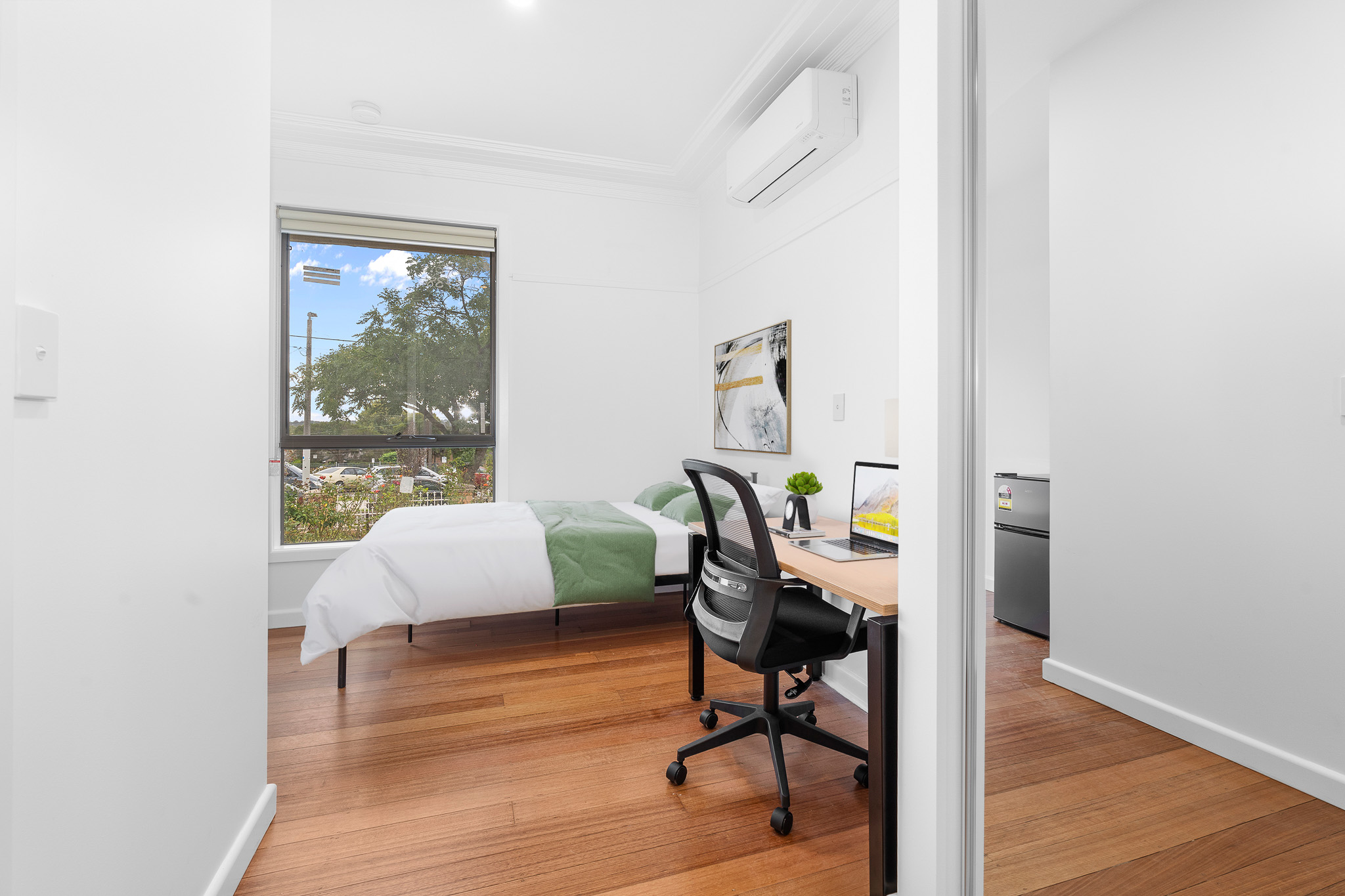 Single Ensuite Room ROOM 1