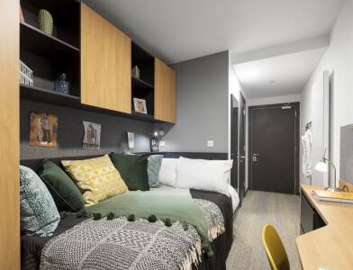 Room Type